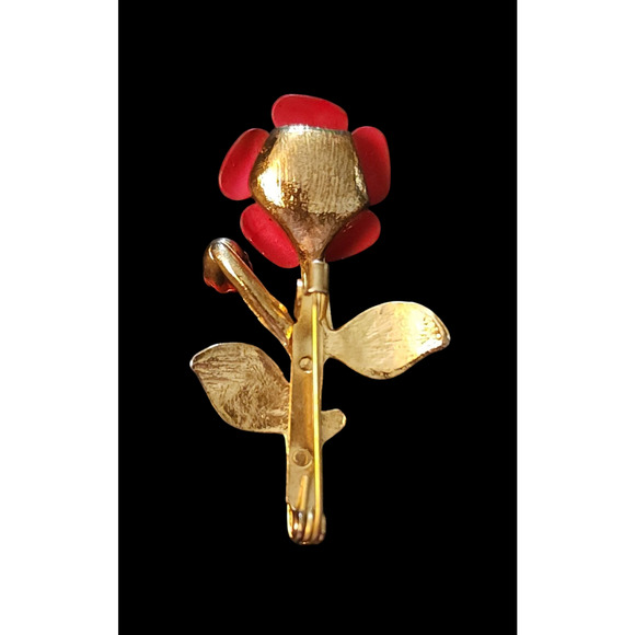 Red Rose Flower and Gold Tone Vintage Lapel Pin - Picture 2 of 3